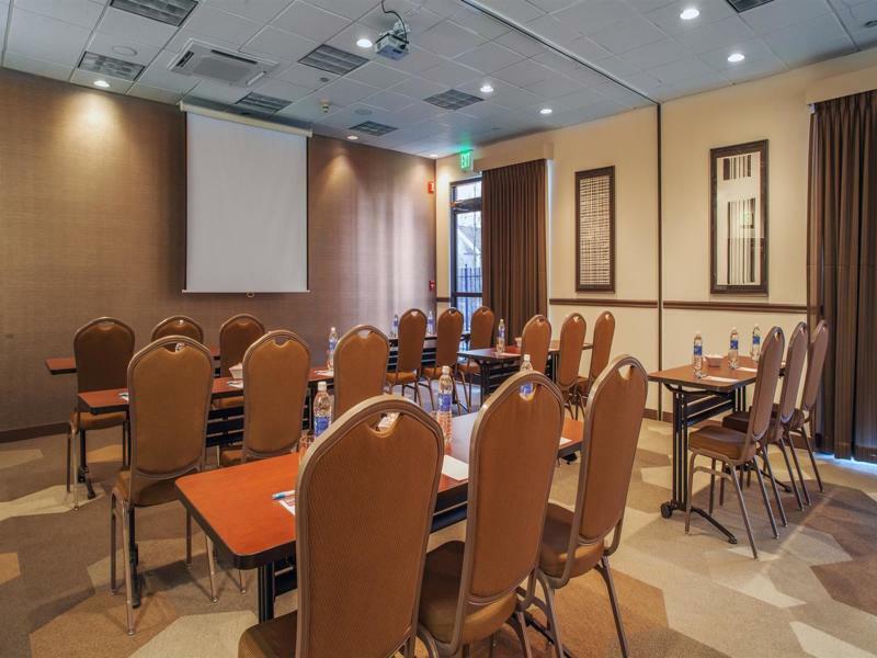 Hyatt Place Cincinnati בלו אש מראה חיצוני תמונה